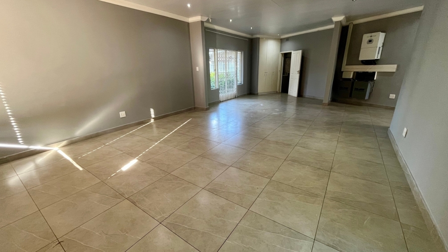 3 Bedroom Property for Sale in Flamwood North West